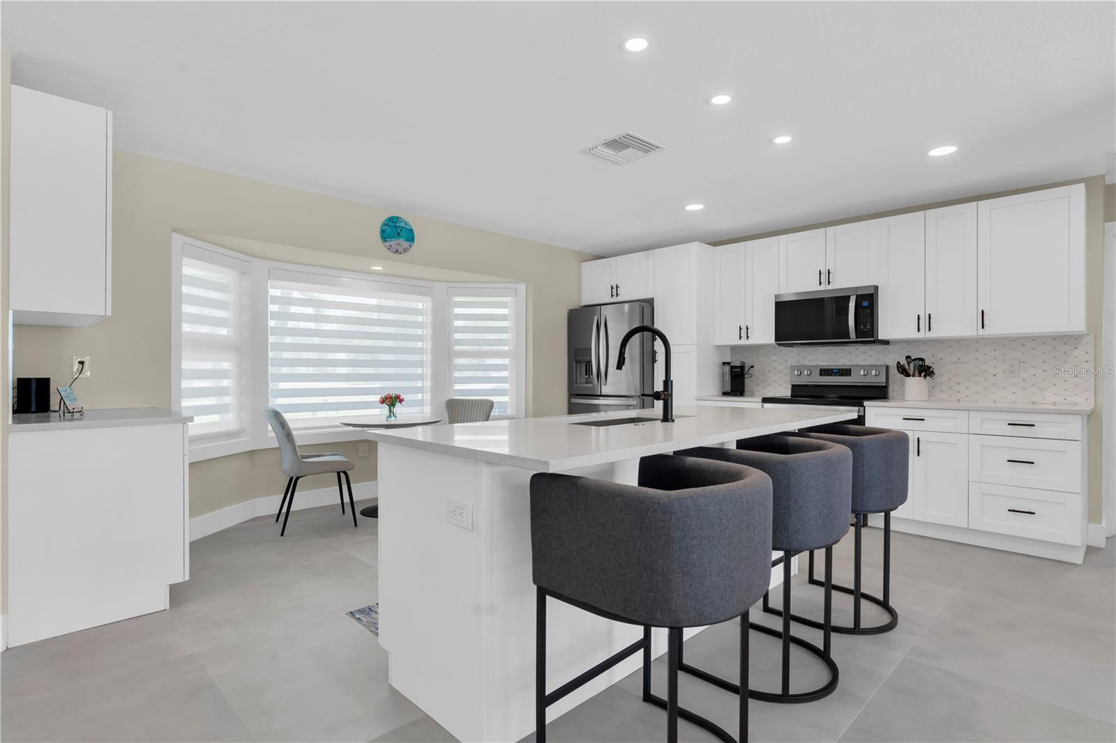 PARADISE ISLAND 6TH ADD - Residential