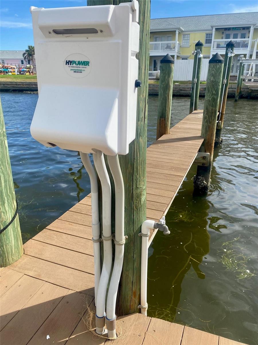 WATERSIDE AT COQUINA KEY DOCK CONDO - Residential