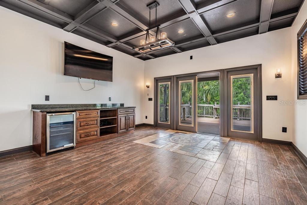 LAKE PADGETT ESTATES - Residential