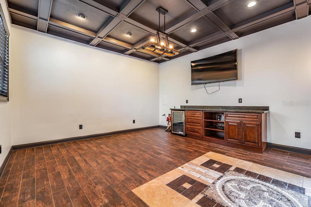 LAKE PADGETT ESTATES - Residential