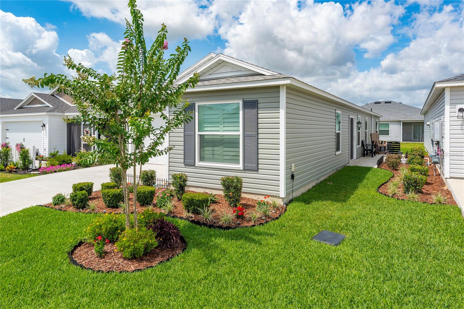 THE VILLAGES OF SOUTHERN OAKS - Residential