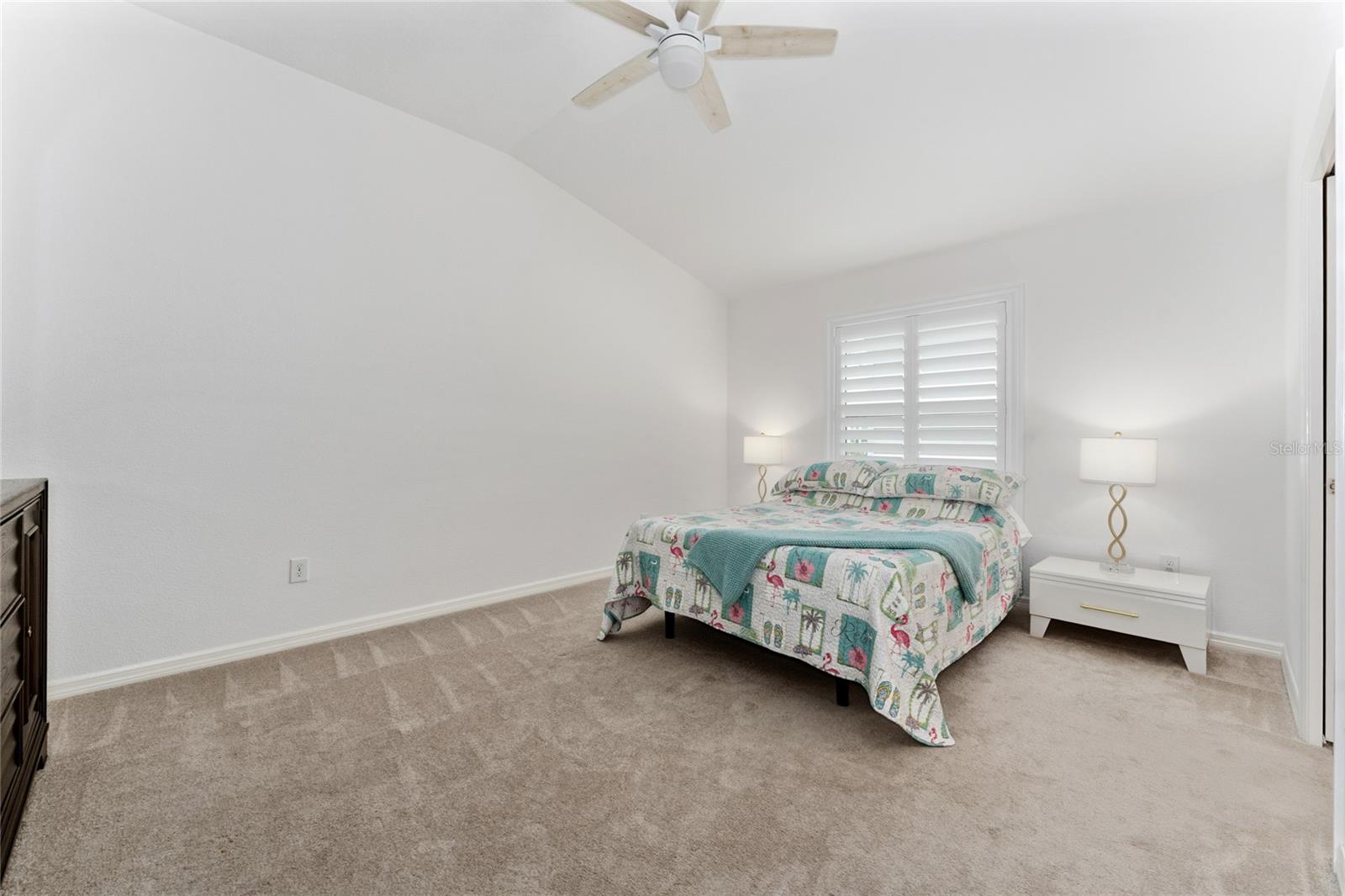 THE VILLAGES OF SOUTHERN OAKS - Residential