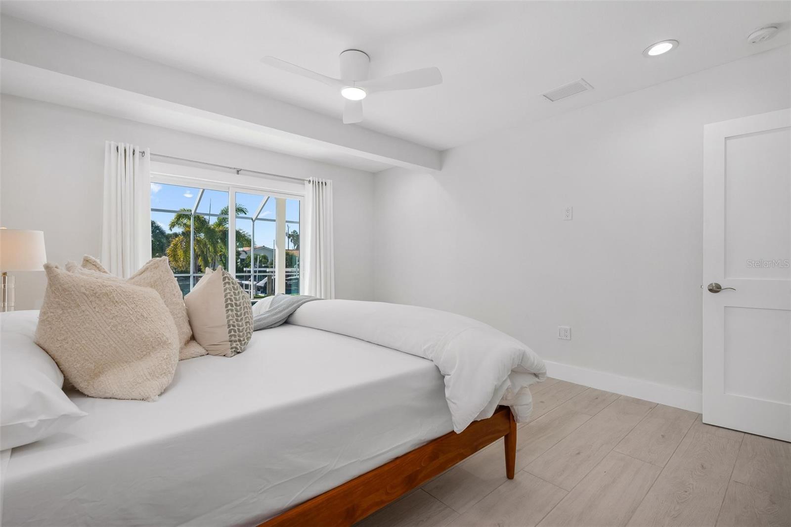 KEY ROYALE 13TH ADD - Residential