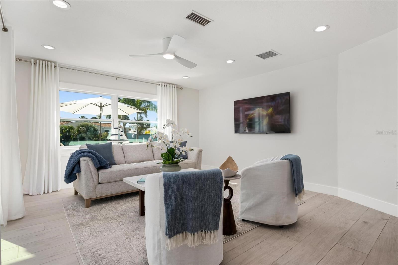 KEY ROYALE 13TH ADD - Residential
