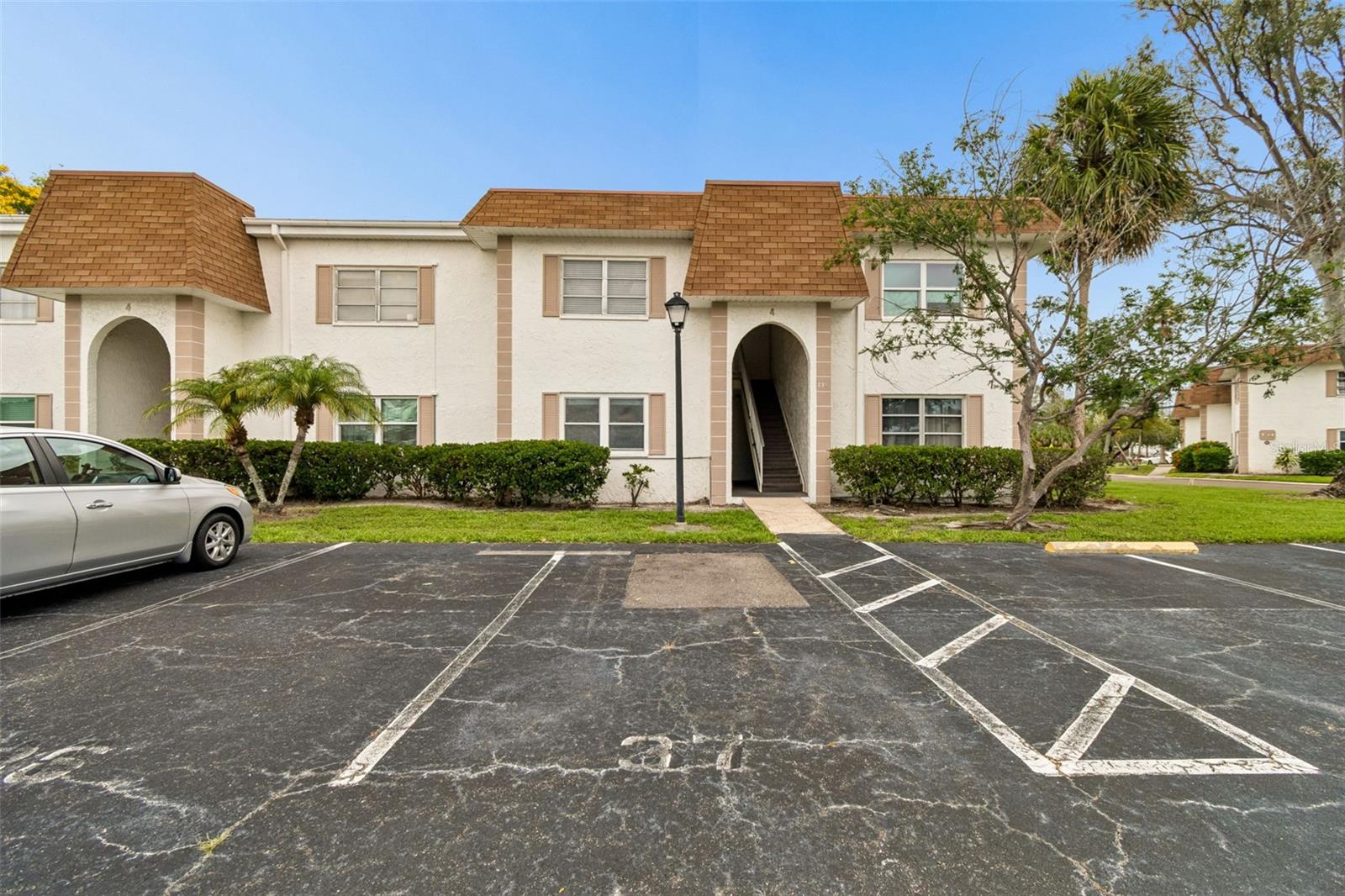 TRADEWINDS CONDO - Residential