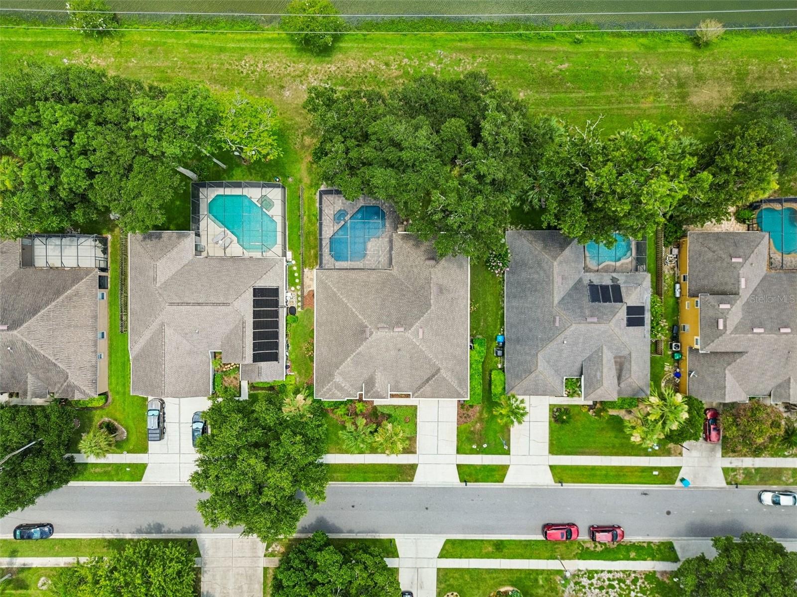 WINDING HOLLOW - Residential
