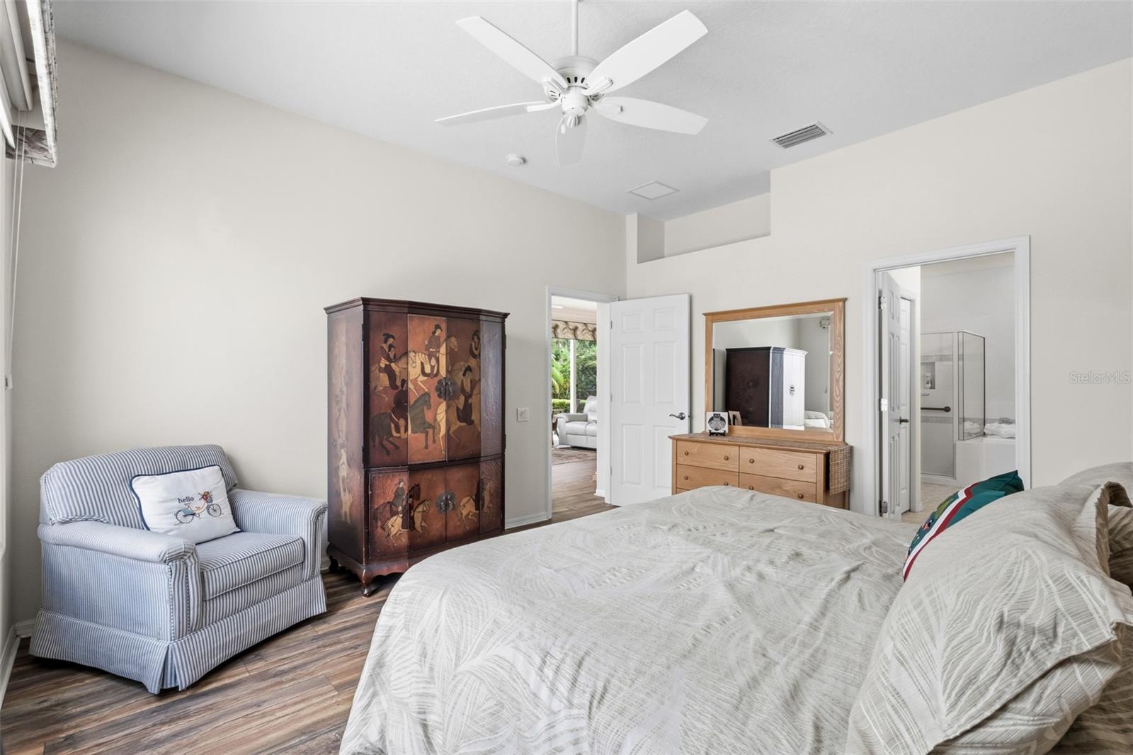 ROSEDALE 11 - Residential