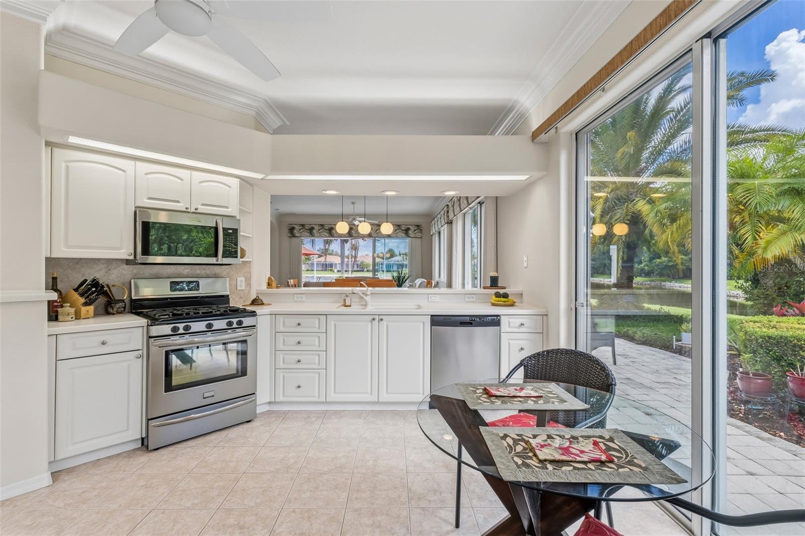 ROSEDALE 11 - Residential