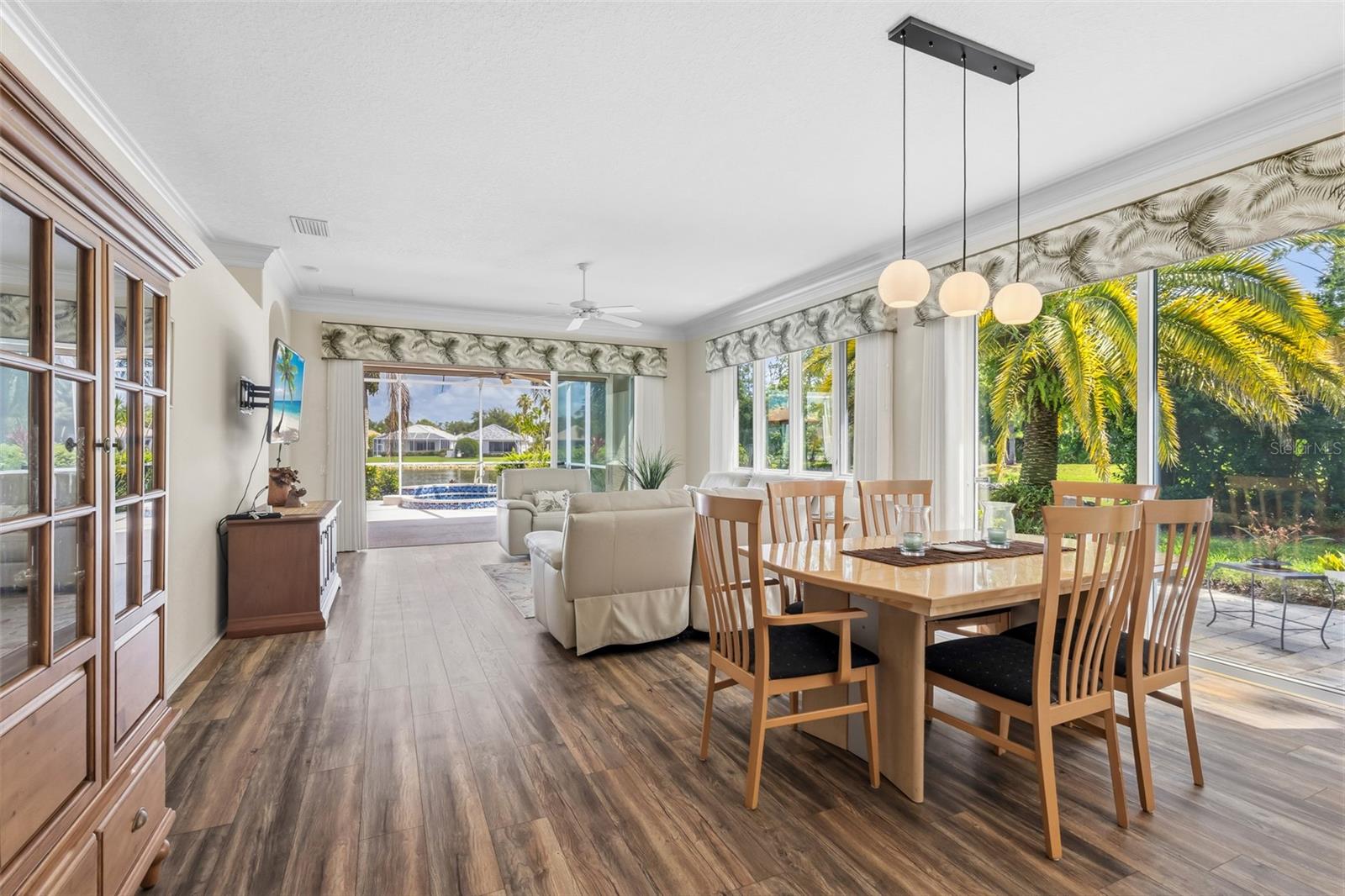 ROSEDALE 11 - Residential
