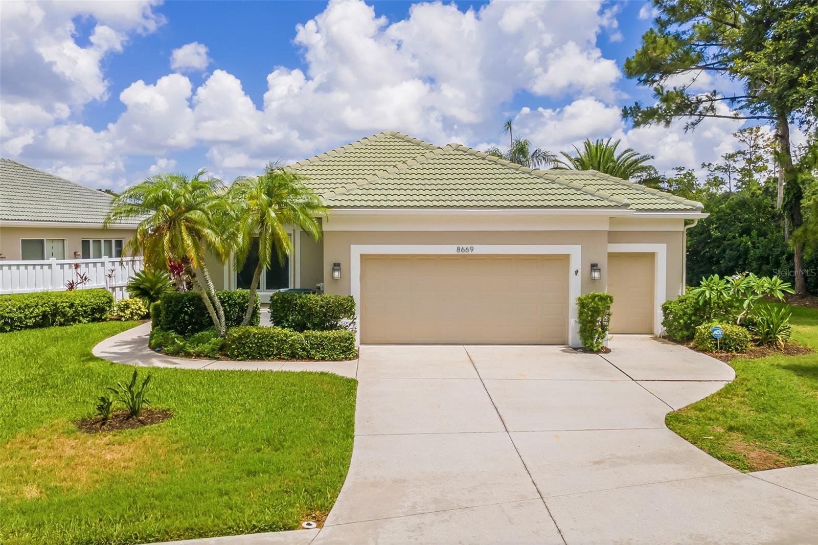 ROSEDALE 11 - Residential