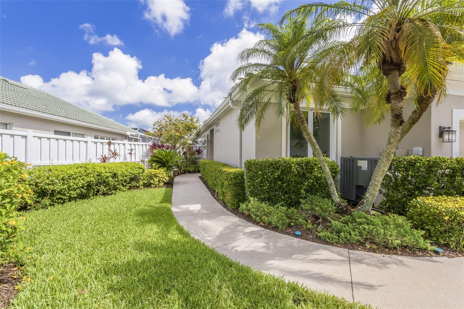 ROSEDALE 11 - Residential