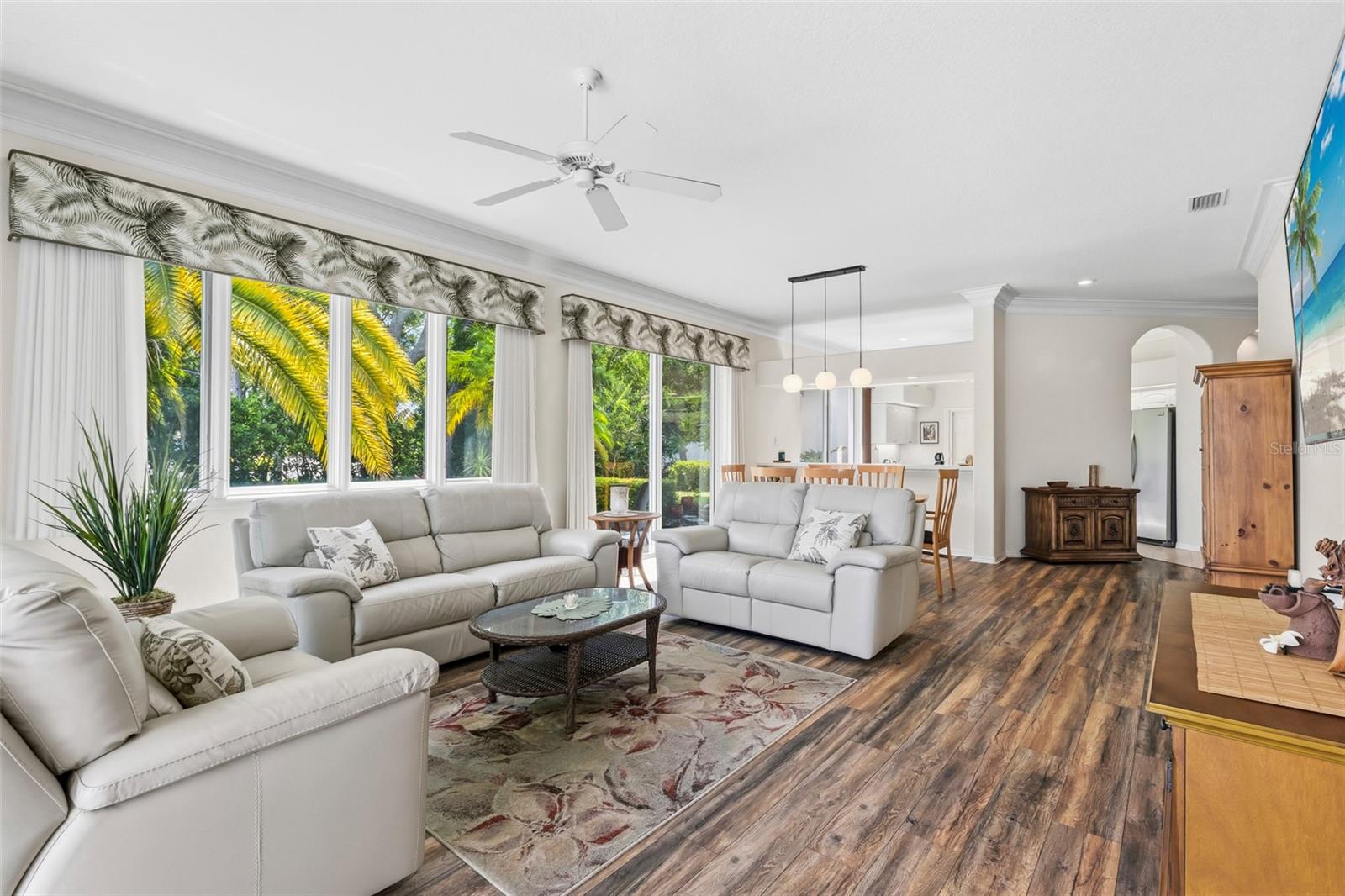 ROSEDALE 11 - Residential