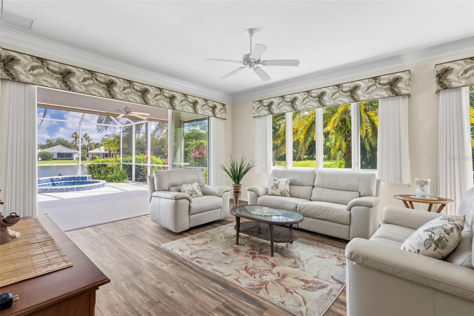 ROSEDALE 11 - Residential