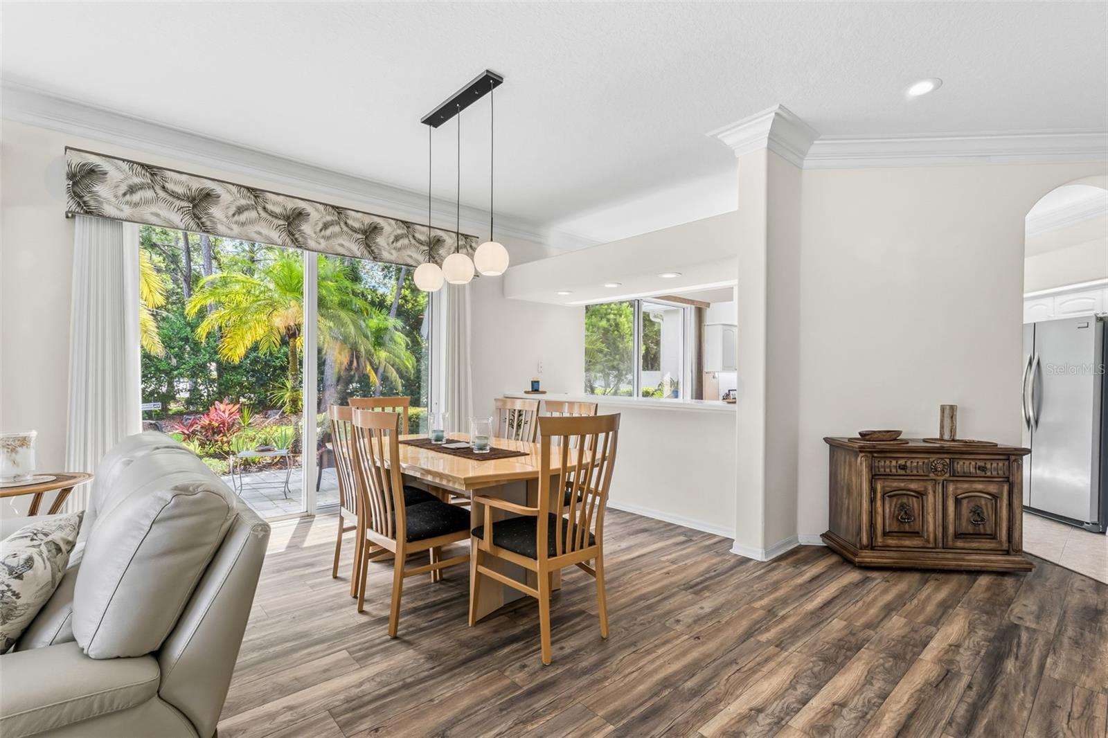 ROSEDALE 11 - Residential