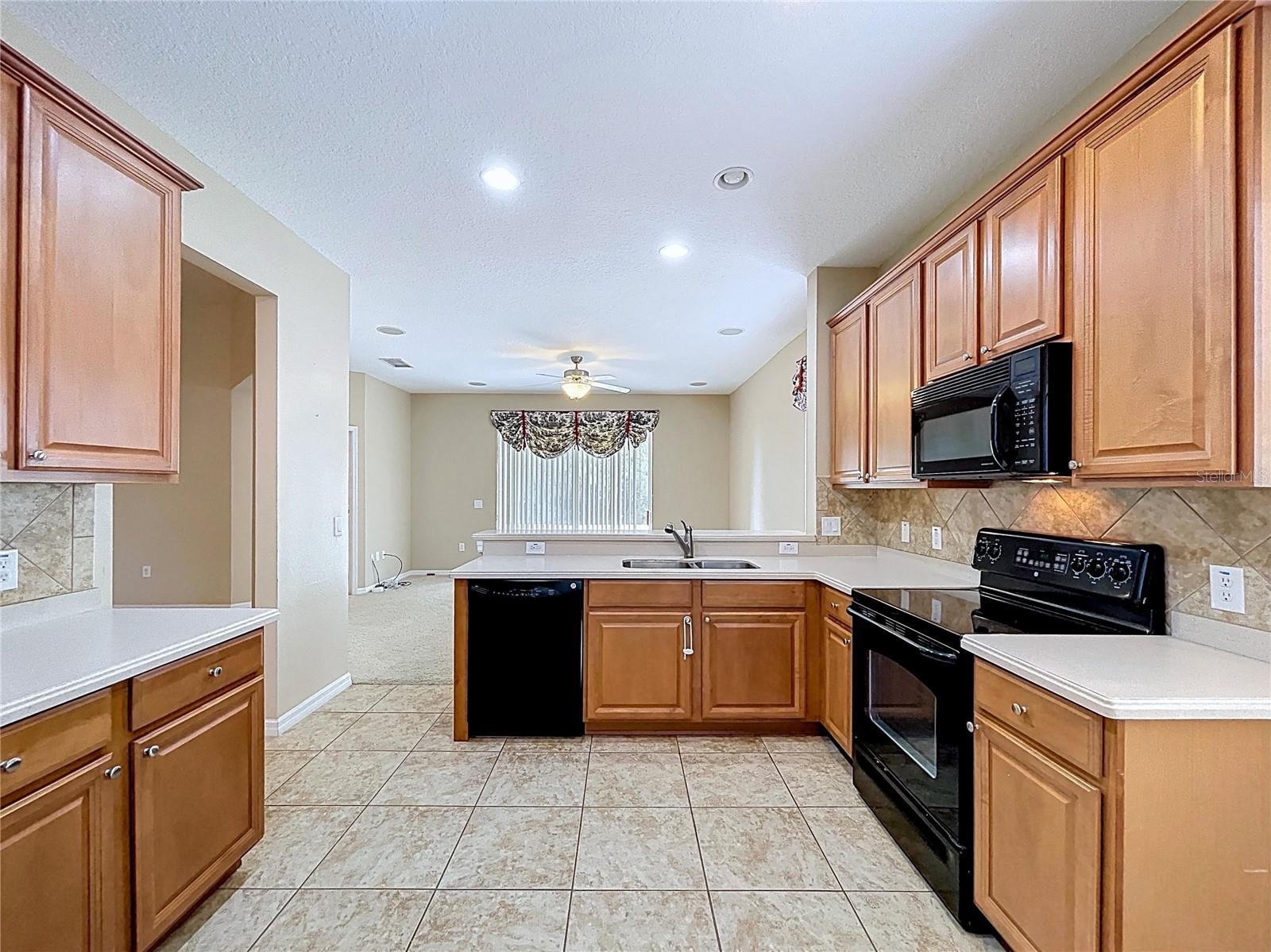 DRAYTON-PRESTON WOODS/PROVIDEN - Residential