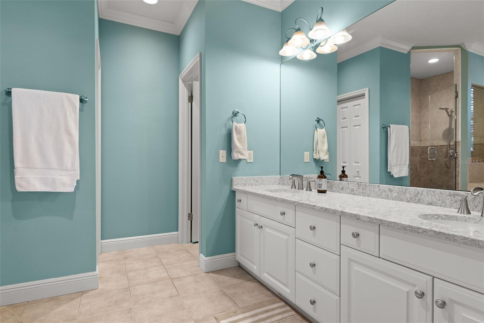 BAYHILL ESTATES - Residential