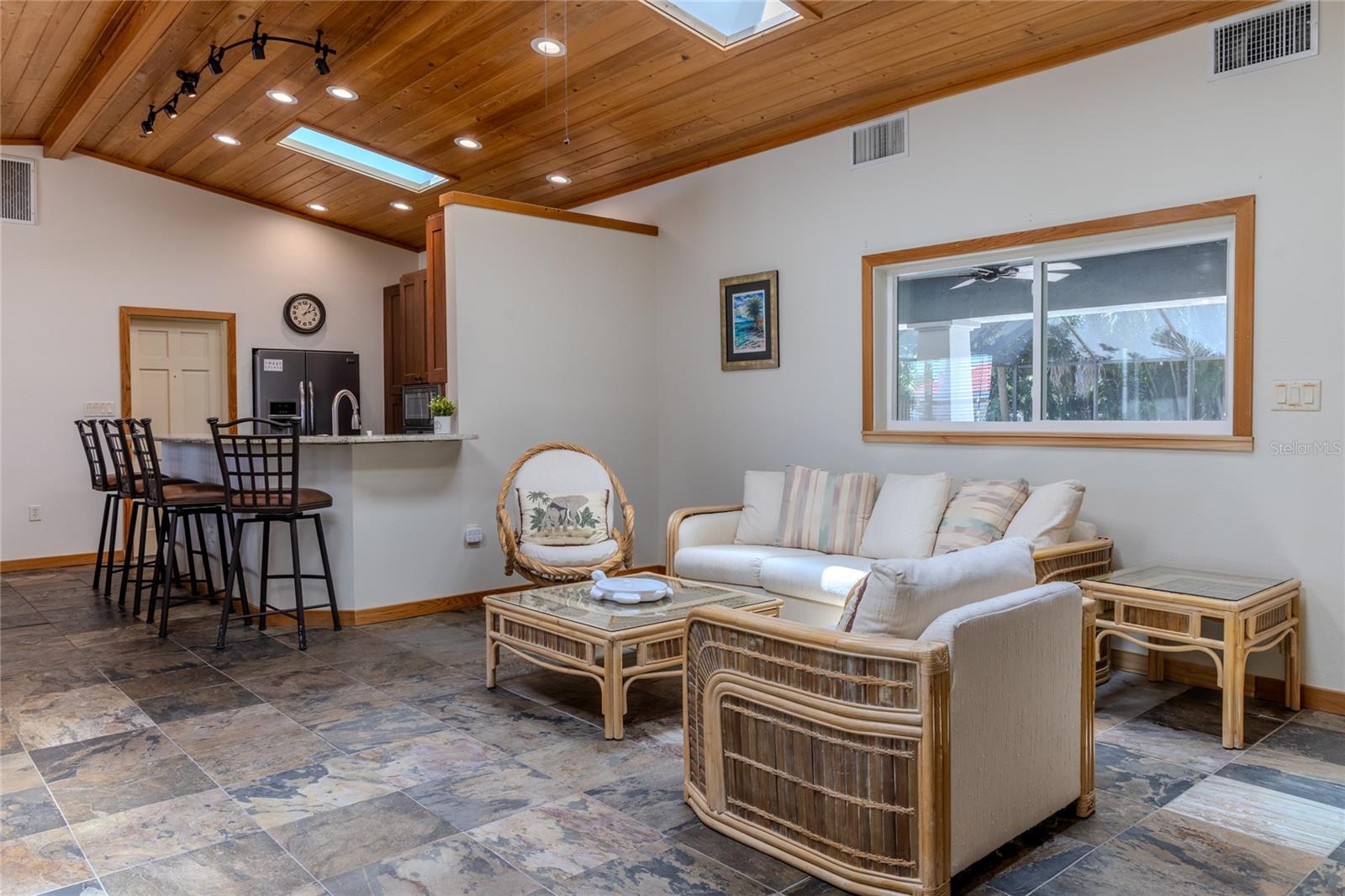GULF SHORES - Residential Lease