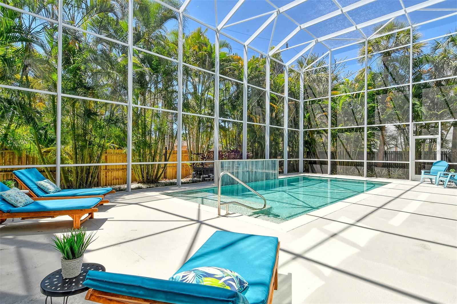 SAINT ARMANDS DIV JOHN RINGLING ESTATES - Residential