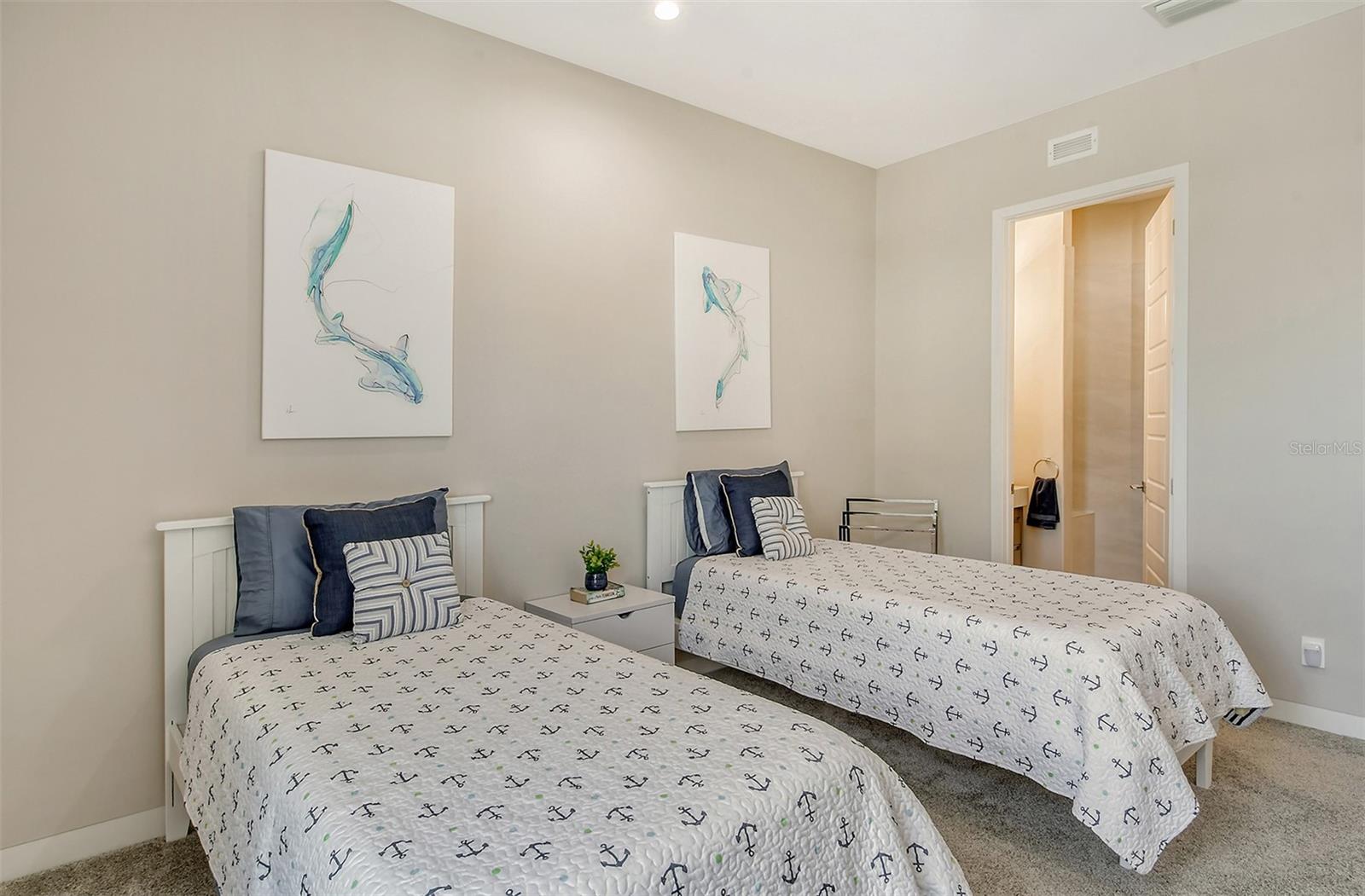 SAINT ARMANDS DIV JOHN RINGLING ESTATES - Residential