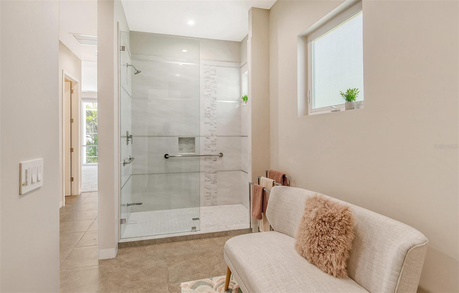 SAINT ARMANDS DIV JOHN RINGLING ESTATES - Residential