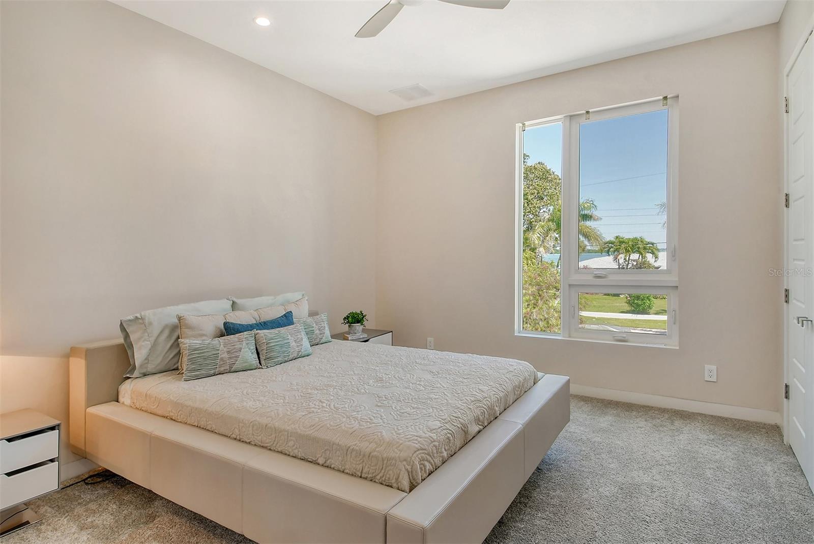 SAINT ARMANDS DIV JOHN RINGLING ESTATES - Residential
