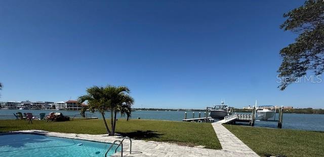 CRYSTAL ISLAND - Residential