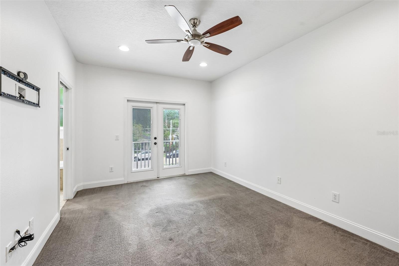 JEFFERSON PLACE - Residential Lease