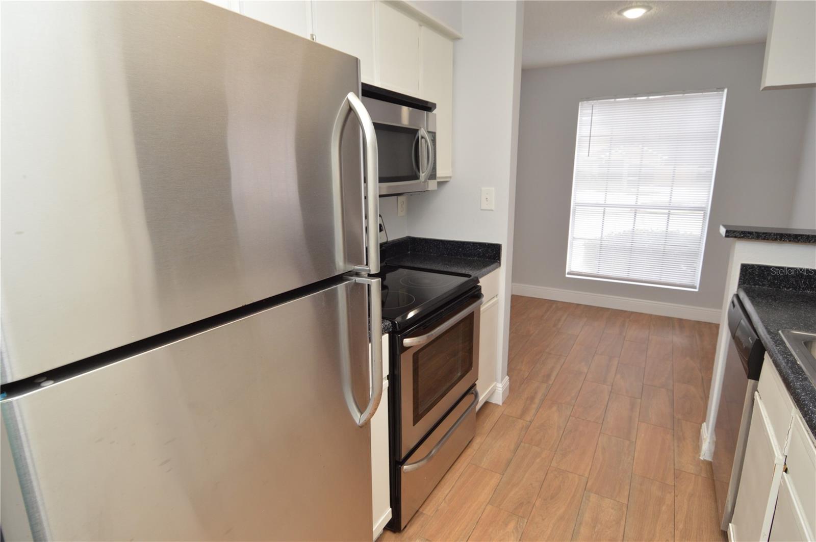 THE GRAND RESERVE CONDO - Residential Lease