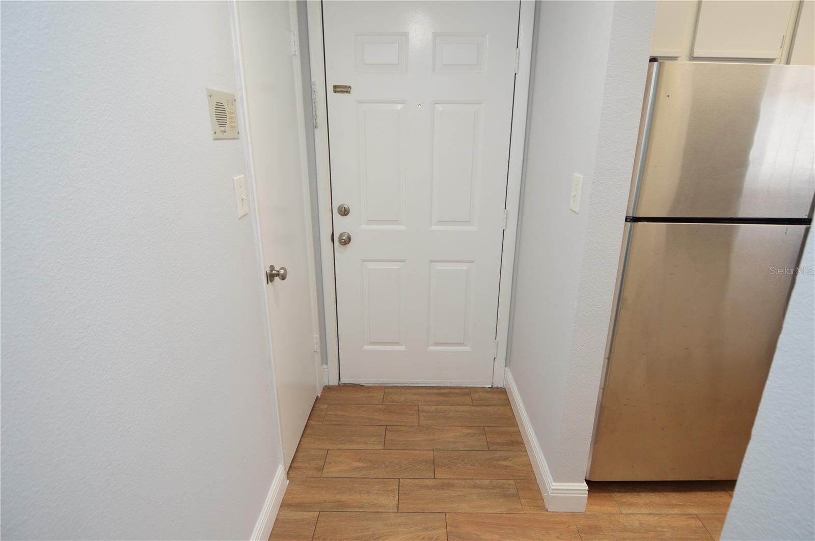 THE GRAND RESERVE CONDO - Residential Lease