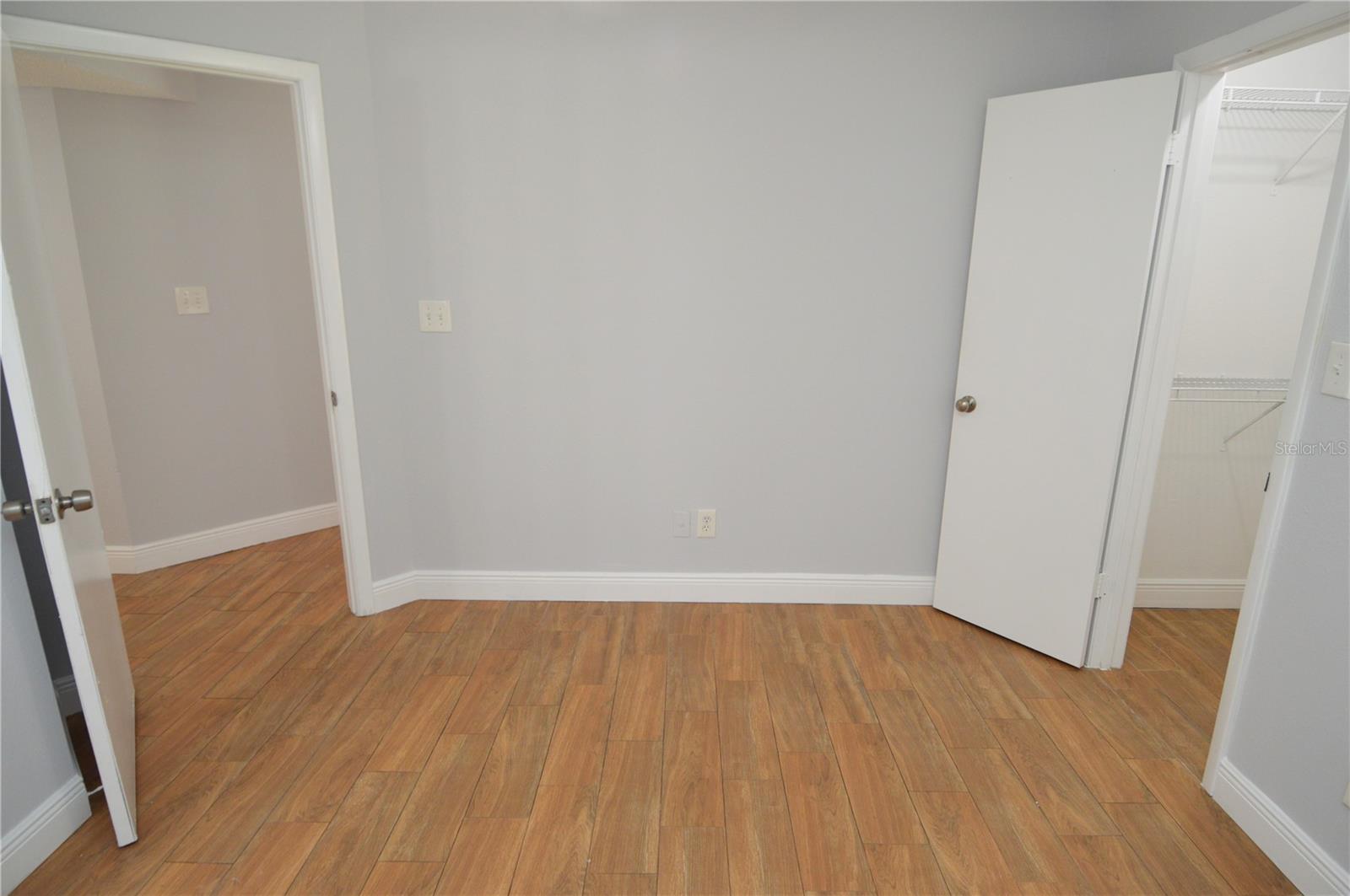 THE GRAND RESERVE CONDO - Residential Lease