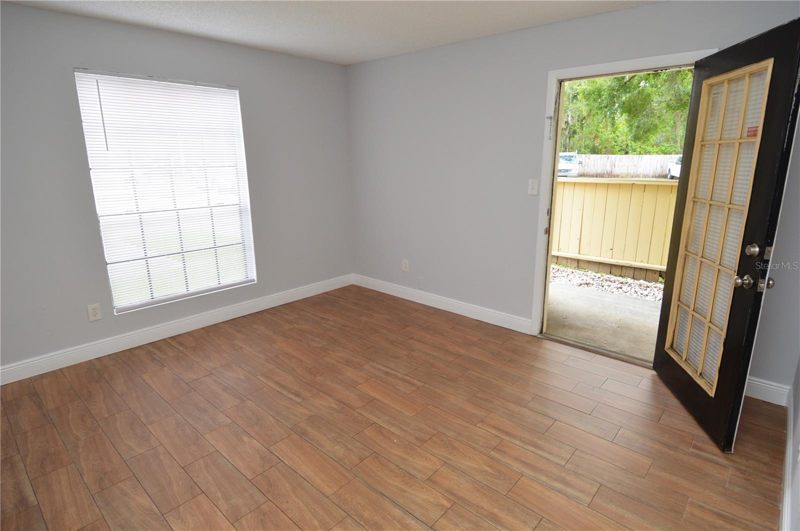 THE GRAND RESERVE CONDO - Residential Lease