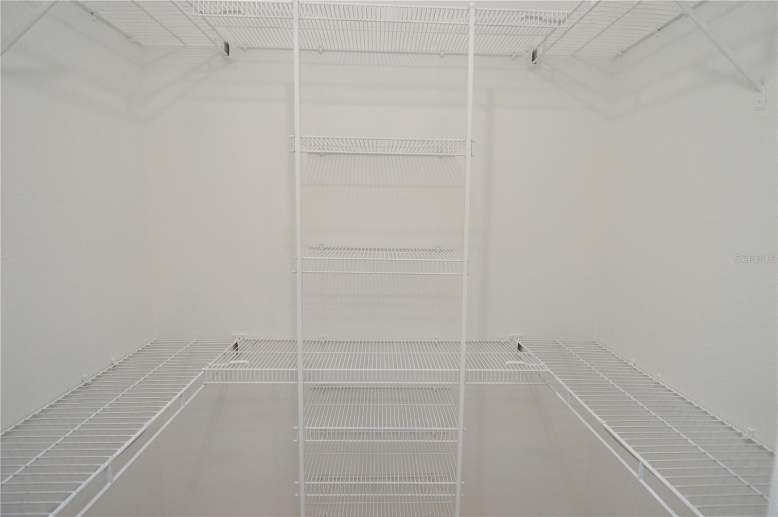THE GRAND RESERVE CONDO - Residential Lease