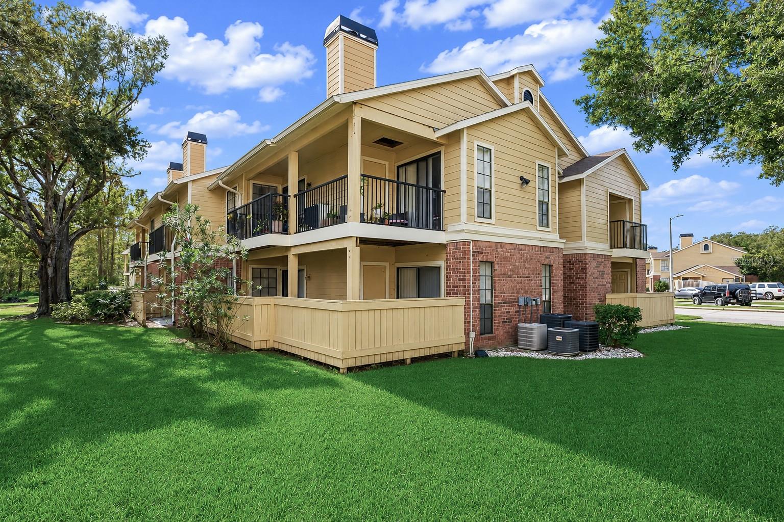 THE GRAND RESERVE CONDO - Residential Lease