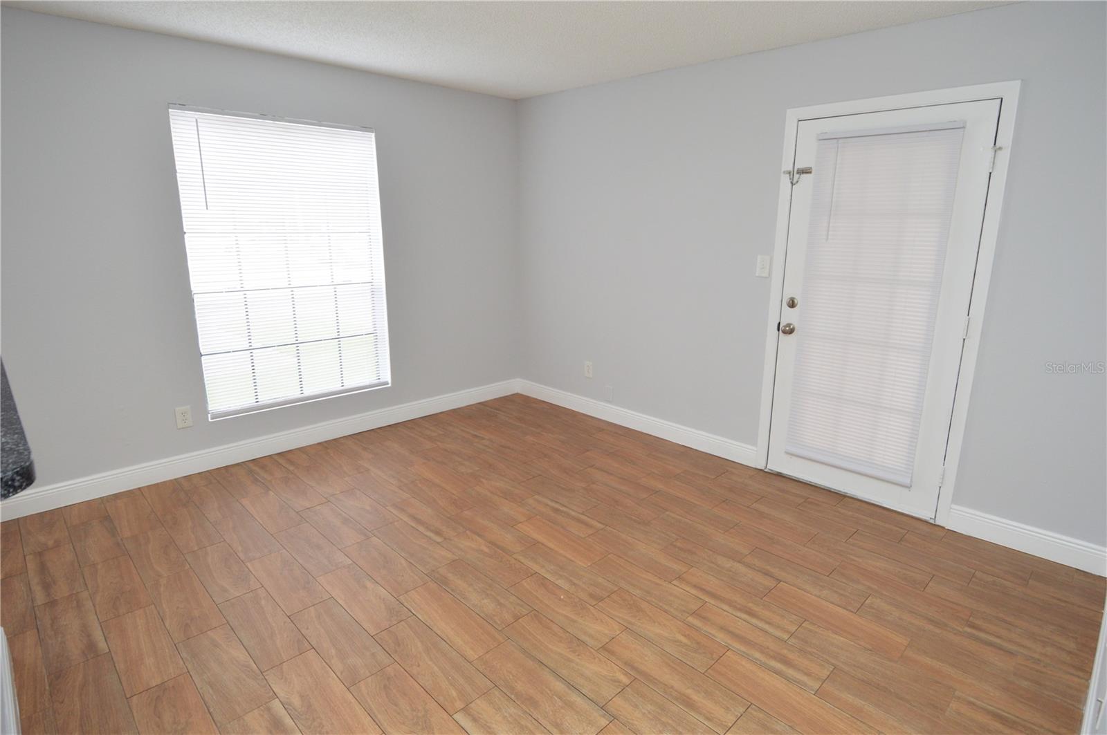 THE GRAND RESERVE CONDO - Residential Lease