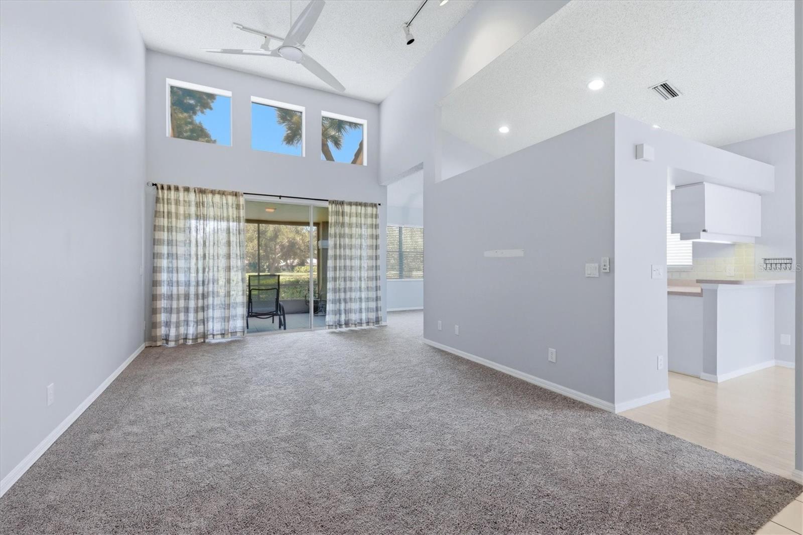 VILLAS AT DEER CREEK - Residential