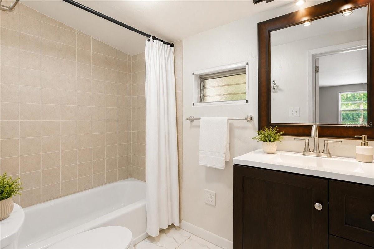 SUNCREST - Residential