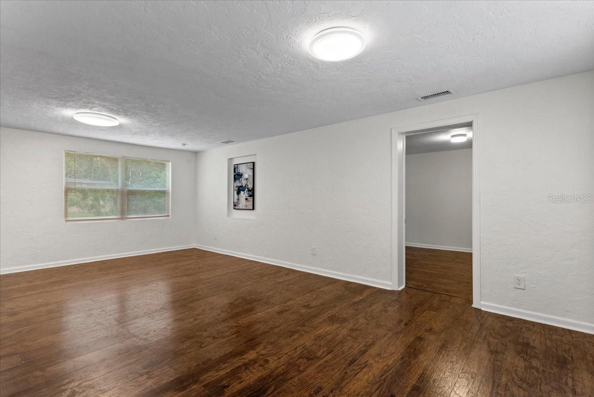 SUNCREST - Residential