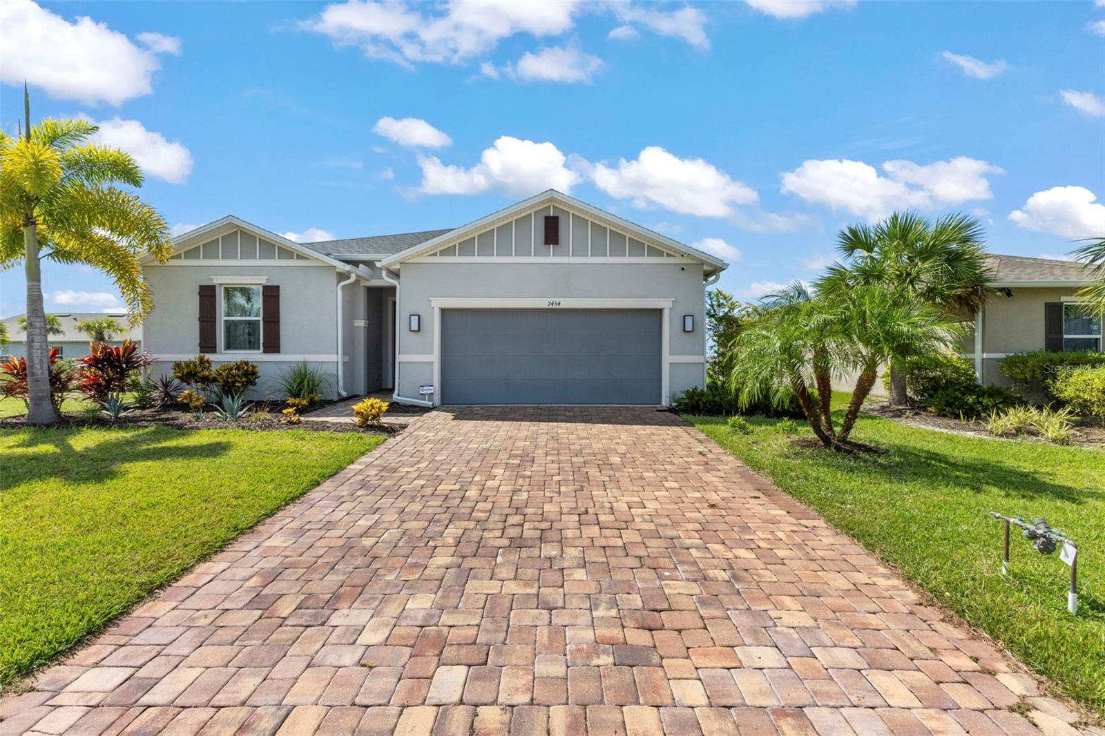 GRADY POINTE - Residential
