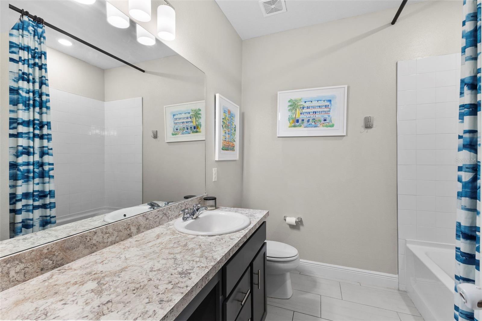 GRADY POINTE - Residential