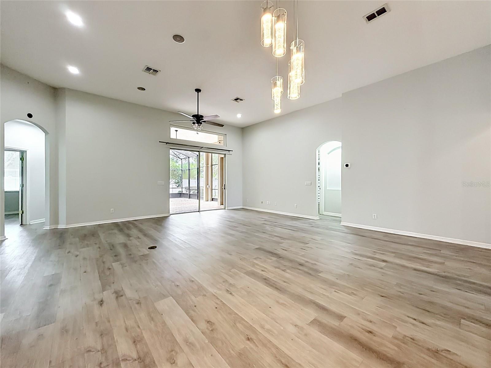 ALEXANDRIA PLACE I - Residential