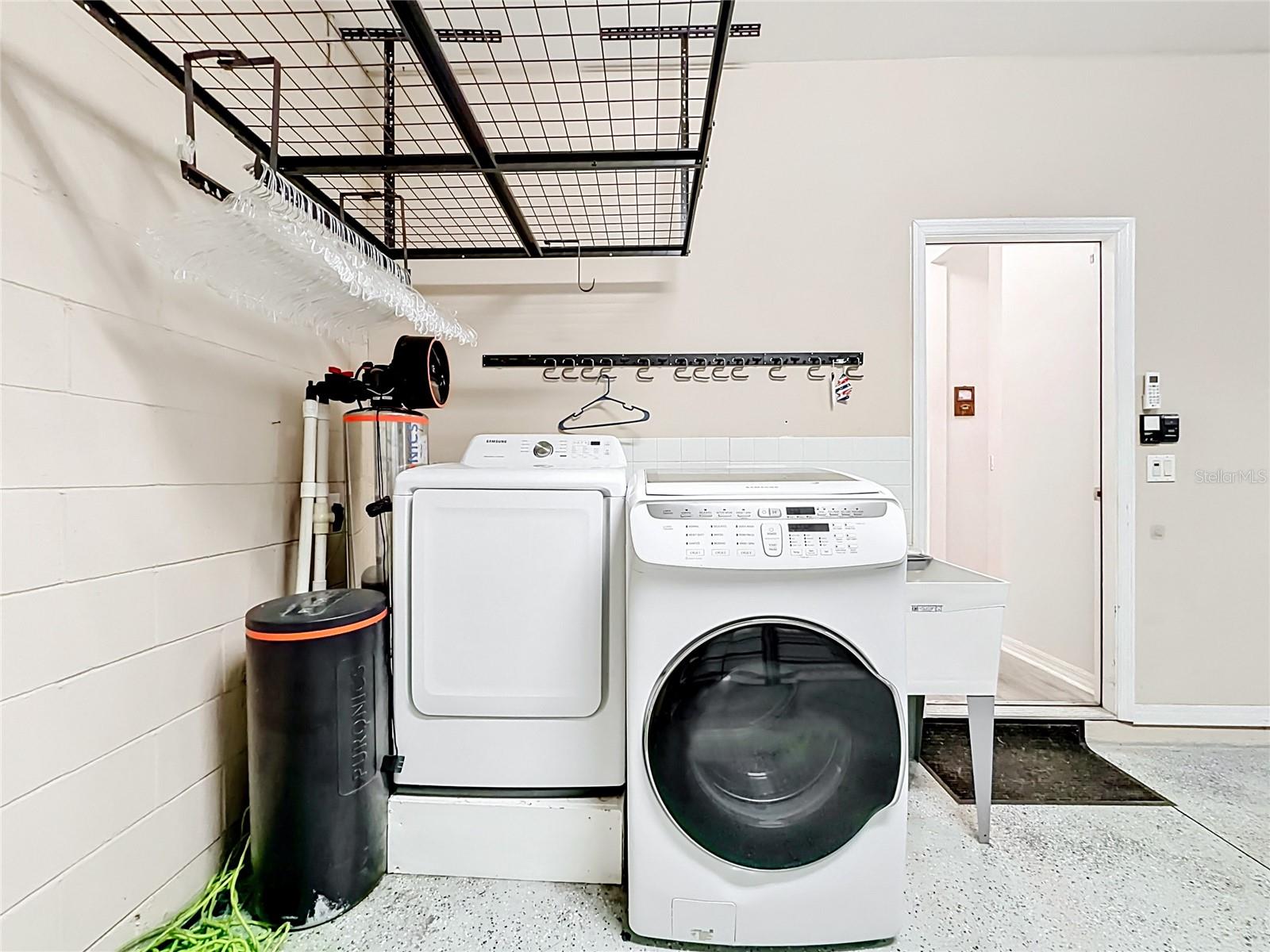ALEXANDRIA PLACE I - Residential