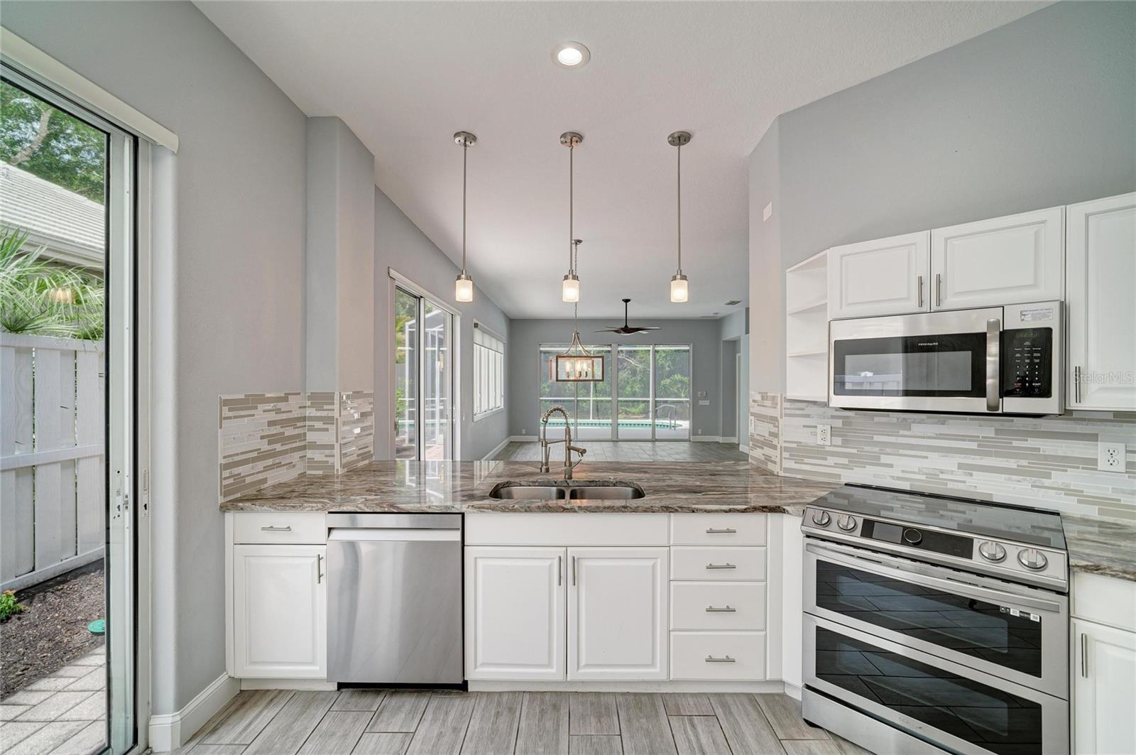 ROSEDALE - Residential