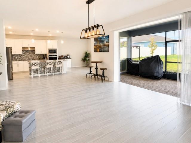 SAVANNAH PALMS - Residential