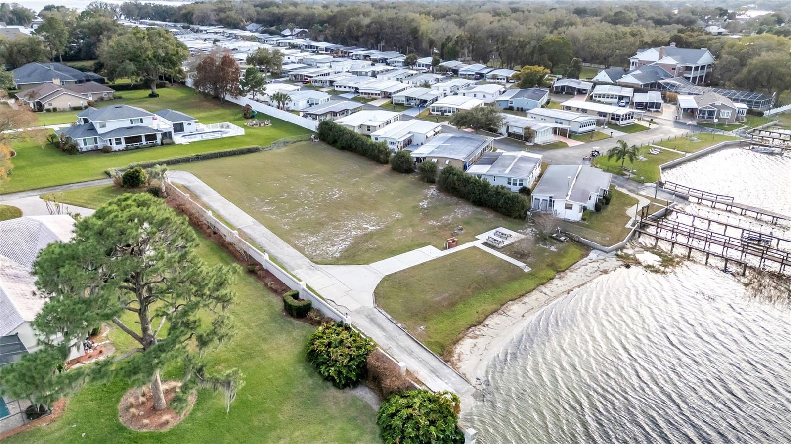 VAN FLEET ESTATES - Residential Lease
