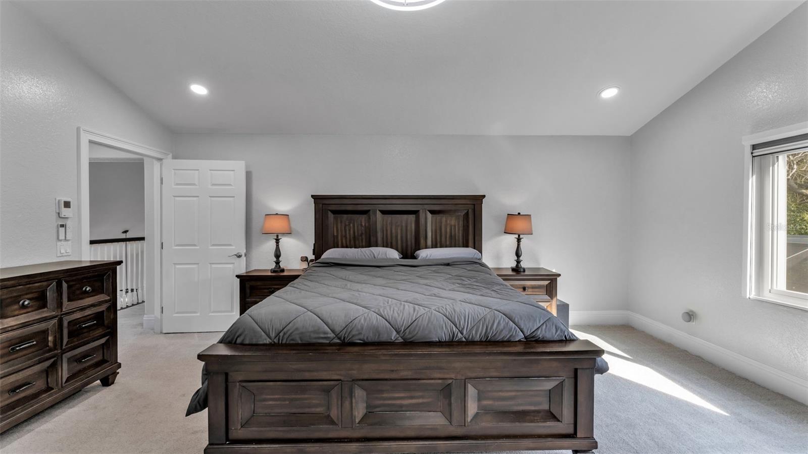 VAN FLEET ESTATES - Residential Lease