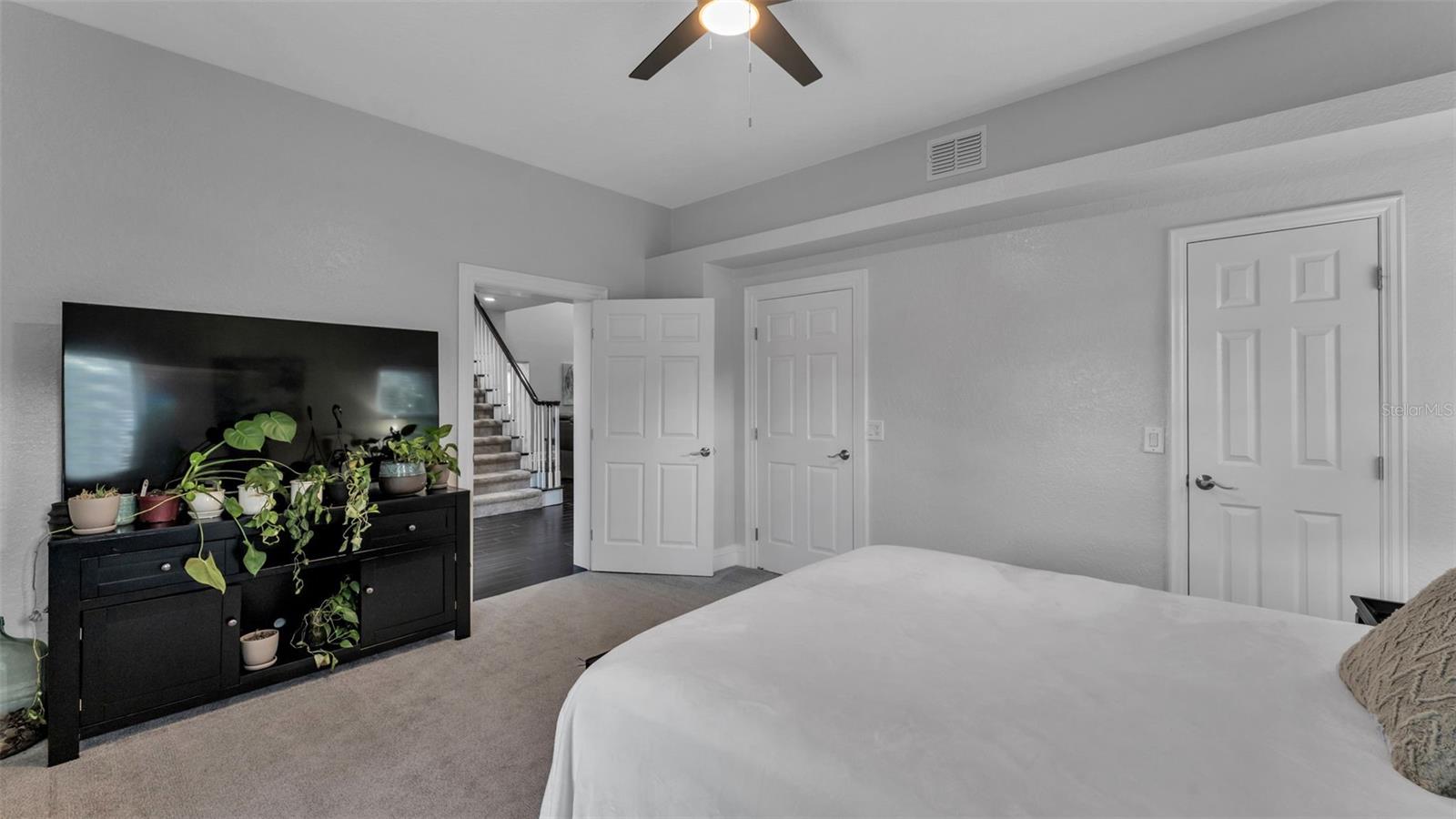VAN FLEET ESTATES - Residential Lease