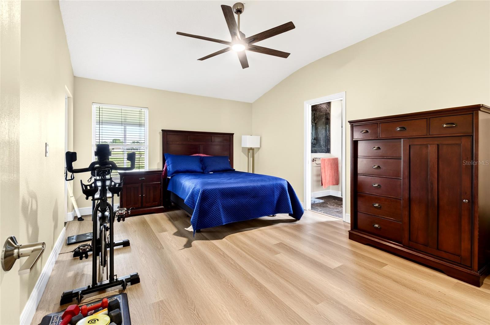 WATERVIEW TOWNHOMES SEC 3 - Residential