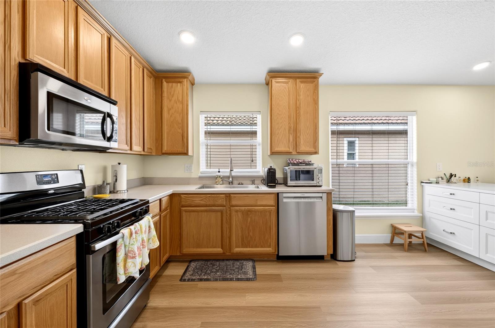 WATERVIEW TOWNHOMES SEC 3 - Residential