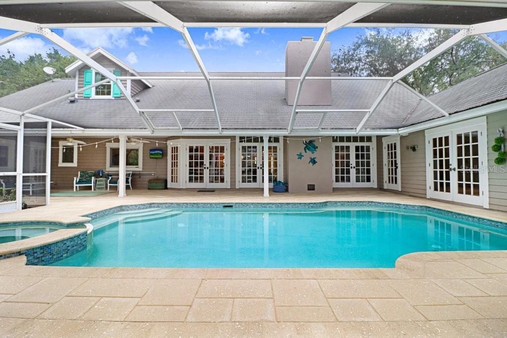 STIRLING HEIGHTS - Residential