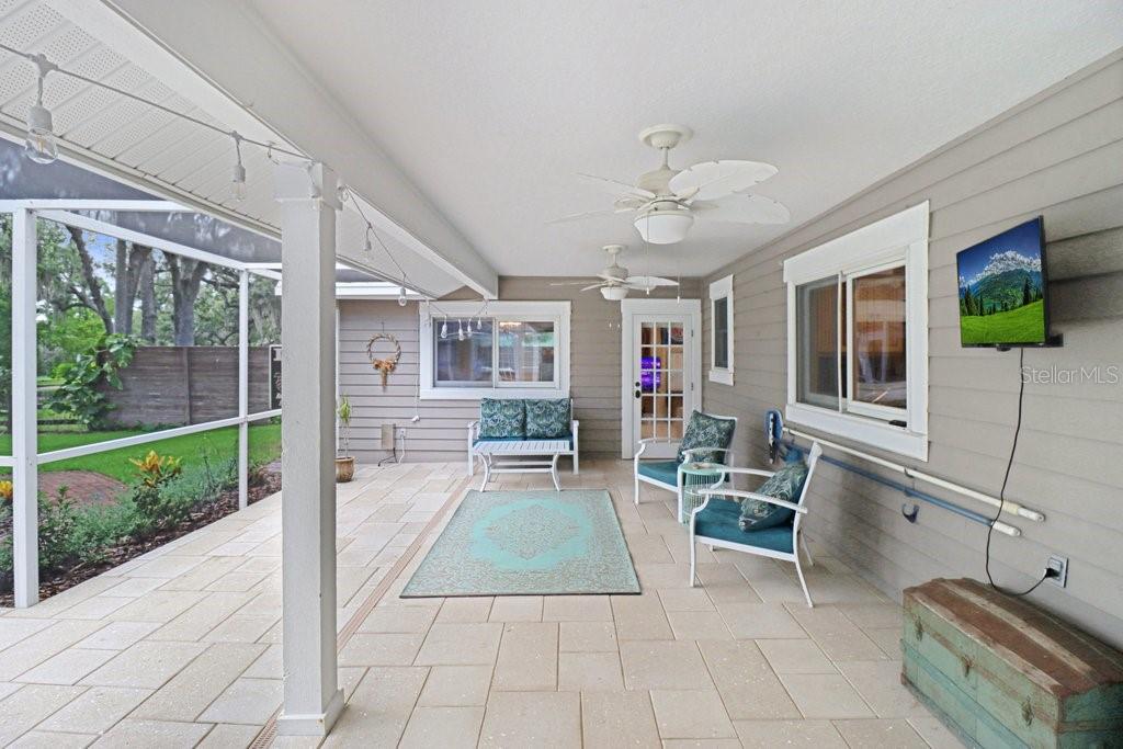 STIRLING HEIGHTS - Residential